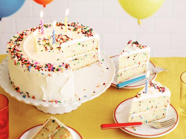 Get Creative and Bake The Cake